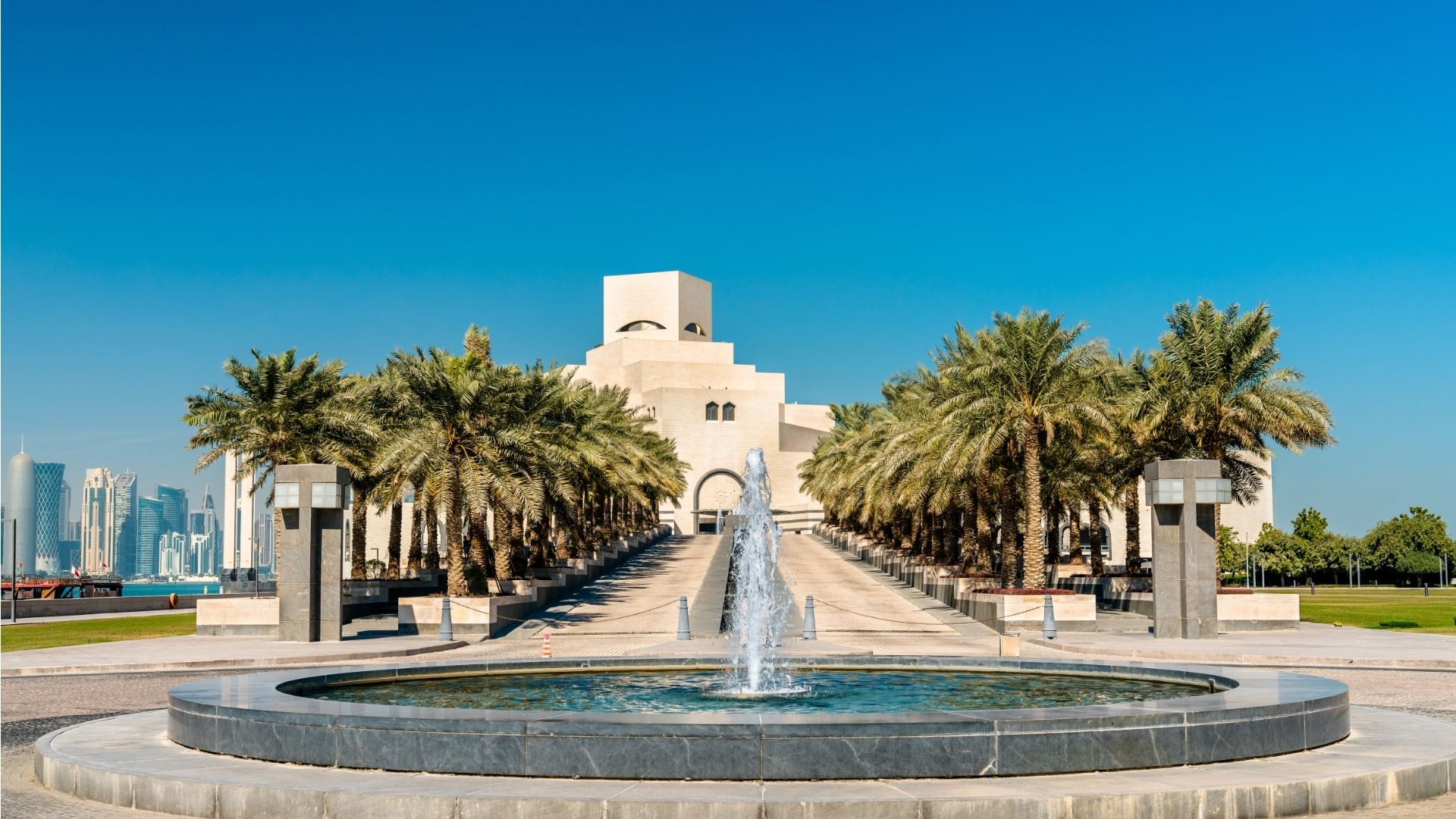 Ngày 2: Doha | Qatar - Thủ đô hiện đại giữa lòng Trung Đông